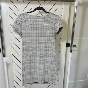 Sharagano Black and White Patterned Mini Dress